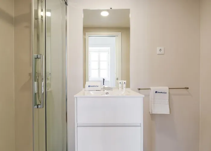 Apartman Bright Flat In Historic Foz House By Hostwise *