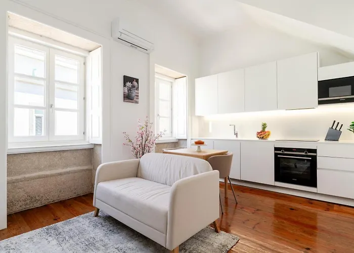 Bright Flat In Historic Foz House By Hostwise Apartment Porto
