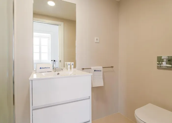 Bright Flat In Historic Foz House By Hostwise *