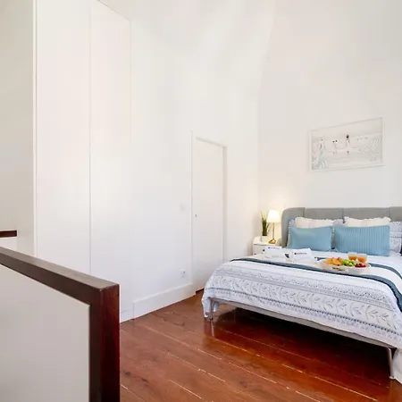Bright Flat In Historic Foz House By Hostwise Apartament