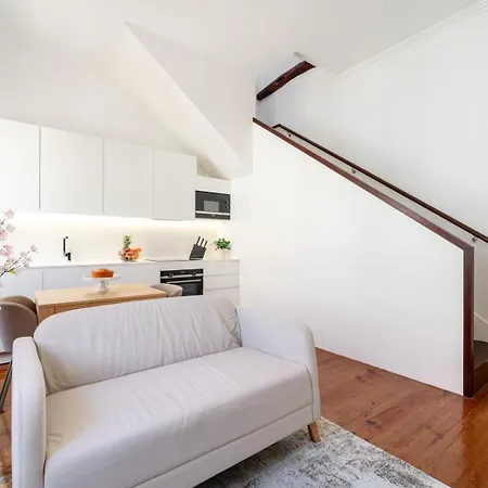 Hostwise - Bright Flat In Historic Foz House Appartamento Oporto