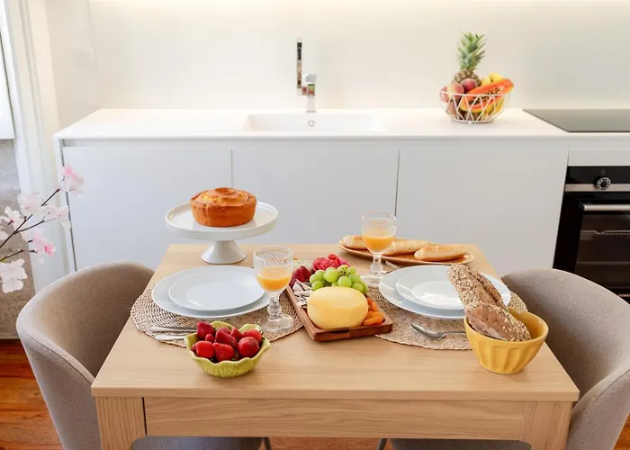 Bright Flat In Historic Foz House By Hostwise Apartmán Porto