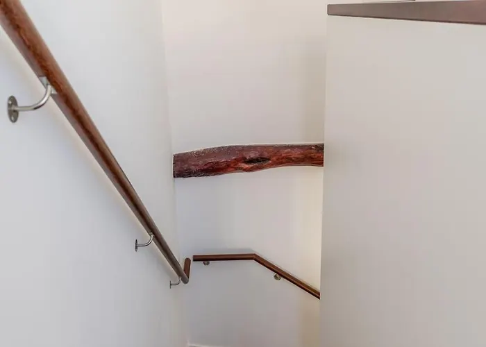 Bright Flat In Historic Foz House By Hostwise * Oporto