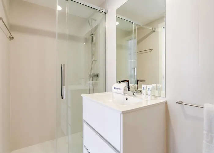 Lejlighed Bright Flat In Historic Foz House By Hostwise Porto