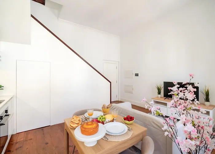 Lejlighed Bright Flat In Historic Foz House By Hostwise Porto