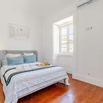 Bright Flat In Historic Foz House By Hostwise